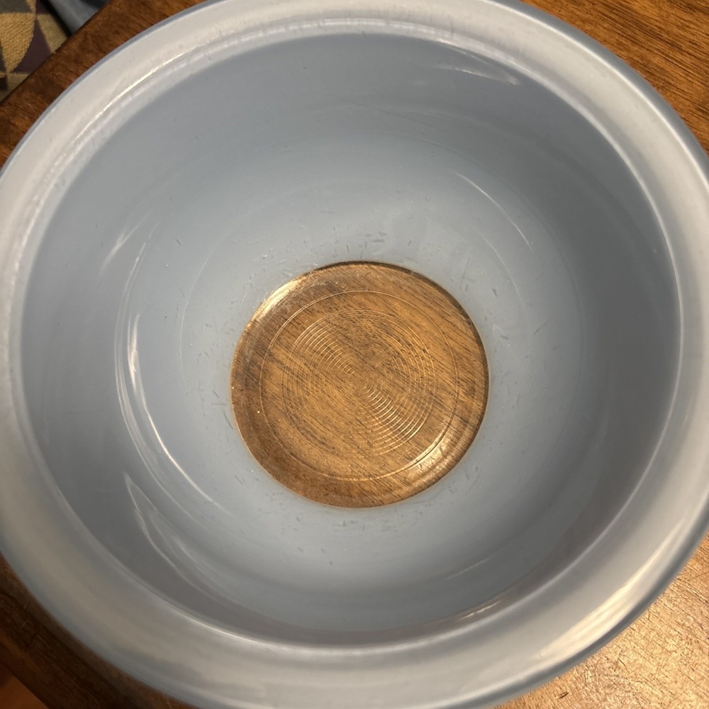 Vintage PYREX 322 Powder Blue Mixing Bowl CLEAR BOTTOM Moody Blues‎